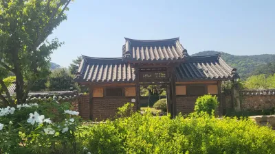 정보성 원고 전문가가 직접, 퀄리티로 증명합니다